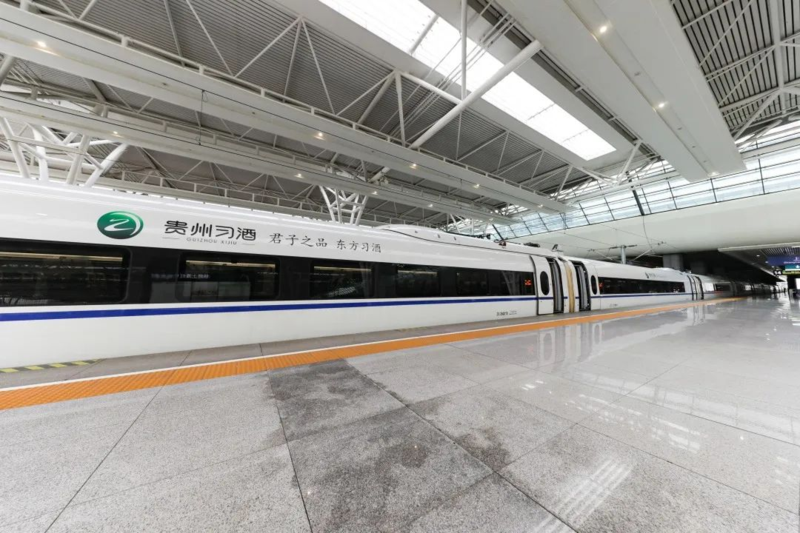 高铁广告值得做吗？？？？？？？高铁广告投放价钱在什么规模?